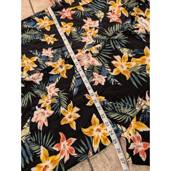 No Boundaries Men’s XL Hawaiian Floral Shirt Black Tropical Button Up Rayon - Picture 3 of 12